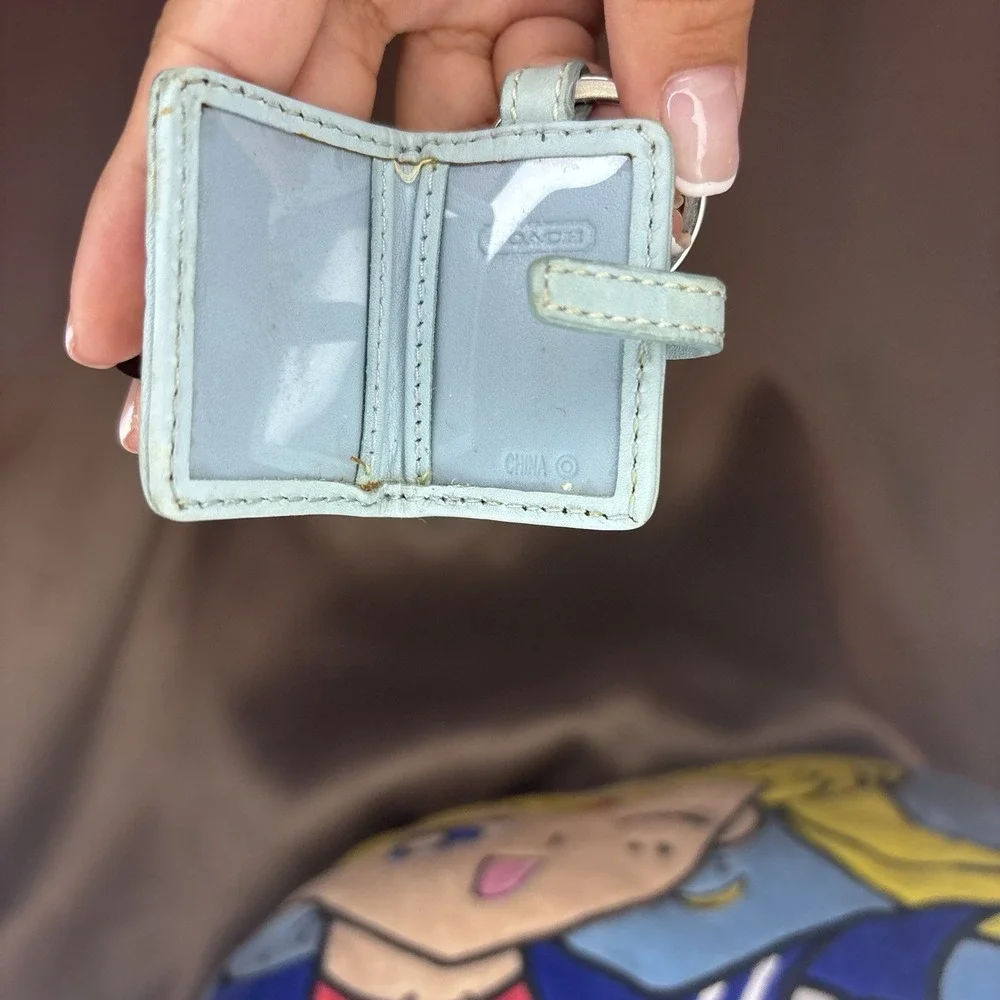 Vtg Coach Cream Blue Heart Signature Leather Photo Frame Keychain Purse Charm - Picture 3 of 3